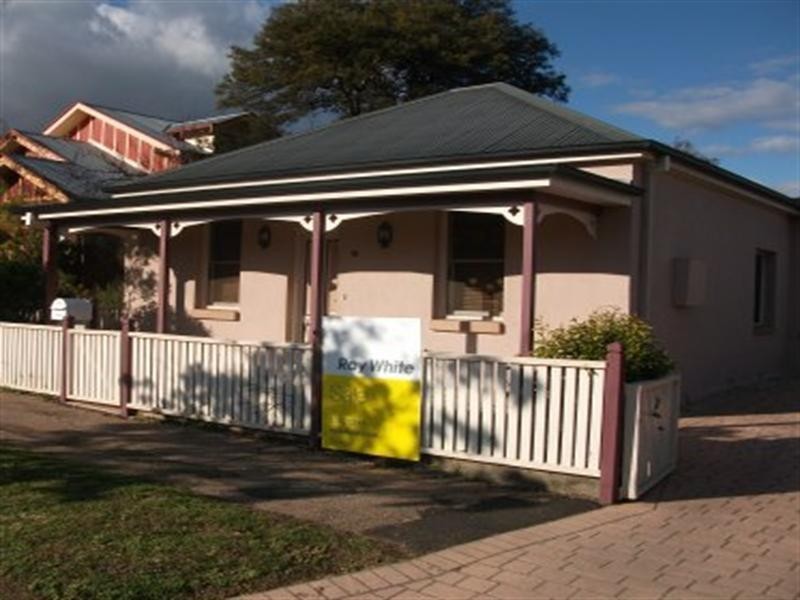 16 Sampson Street, Orange NSW 2800