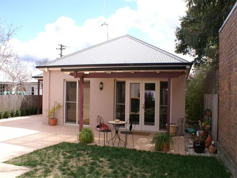 16 Sampson Street, Orange NSW 2800