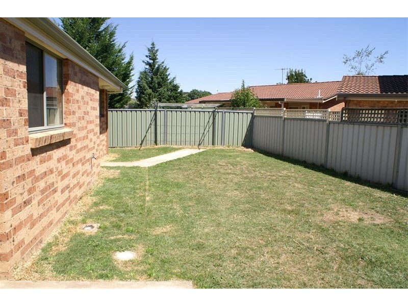 2/53 Kenna Street, Orange NSW 2800