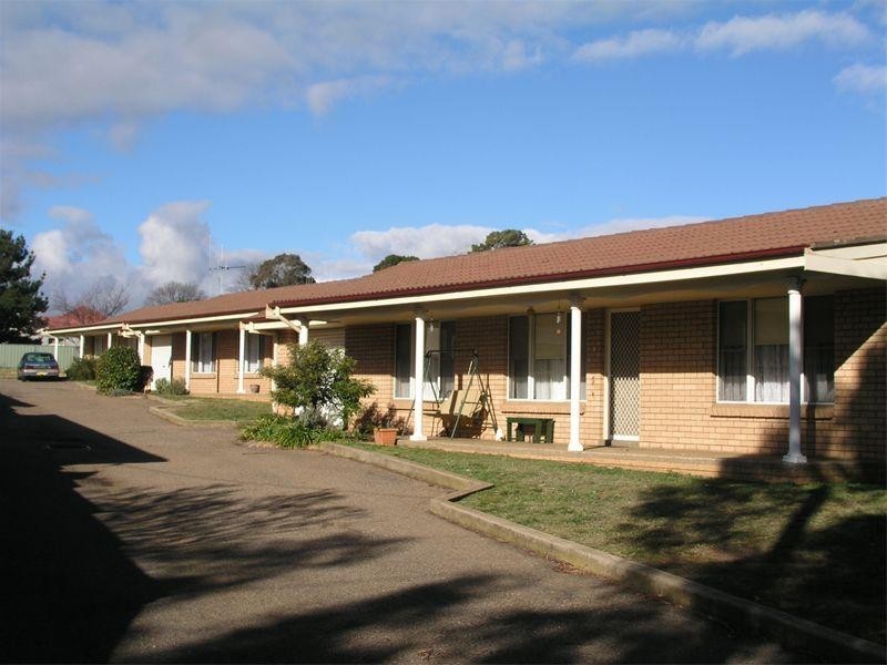 unit1,2,3/230 McLachlan Street, Orange NSW 2800
