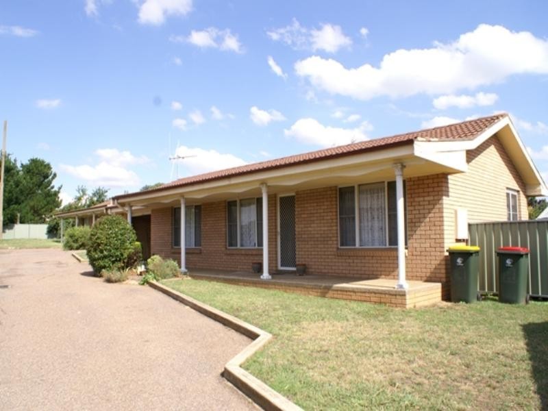 unit1,2,3/230 McLachlan Street, Orange NSW 2800