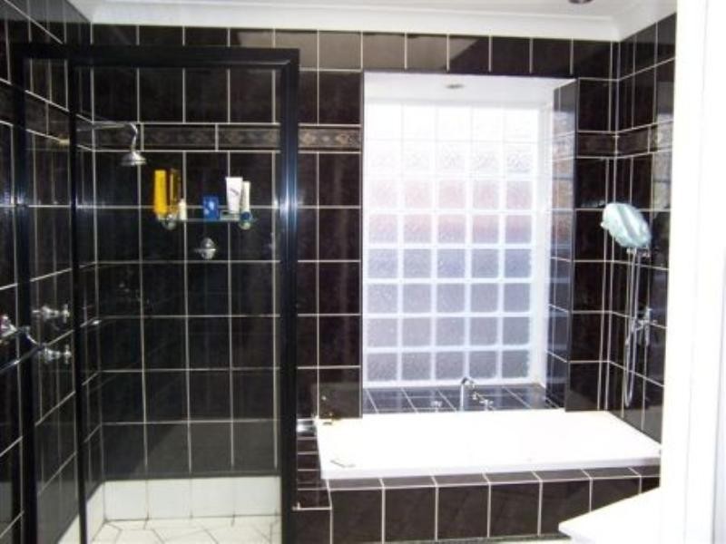 12 Barcelona Way, Orange NSW 2800