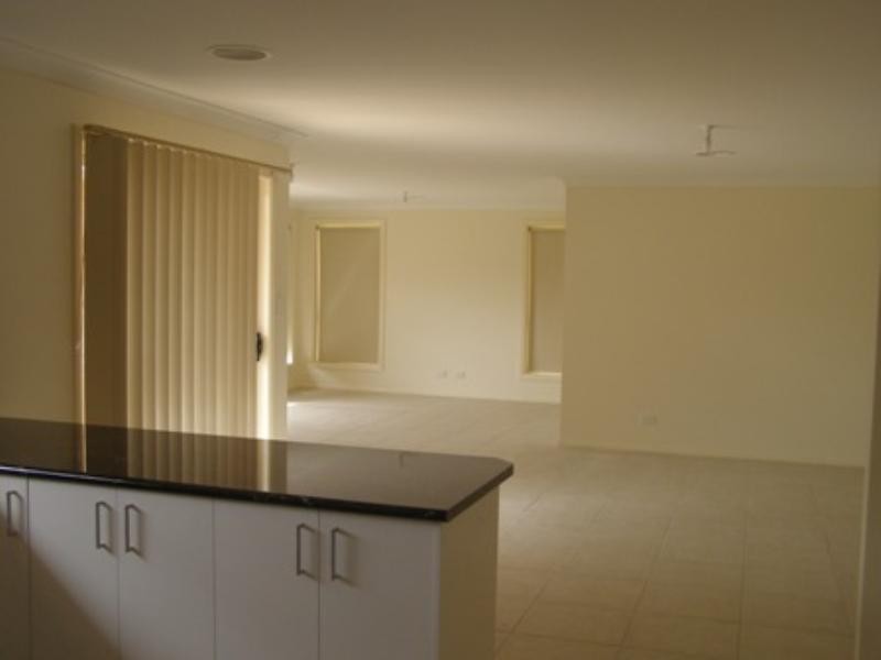 7 Olympic Drive, Orange NSW 2800