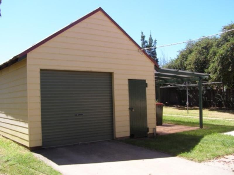 117 Bathurst Road, Orange NSW 2800