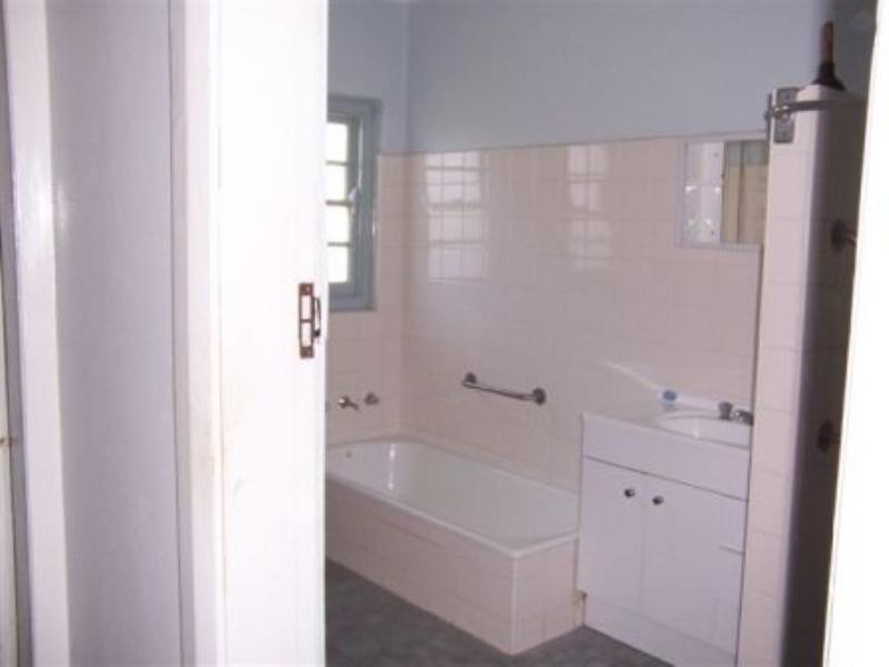 117 Bathurst Road, Orange NSW 2800