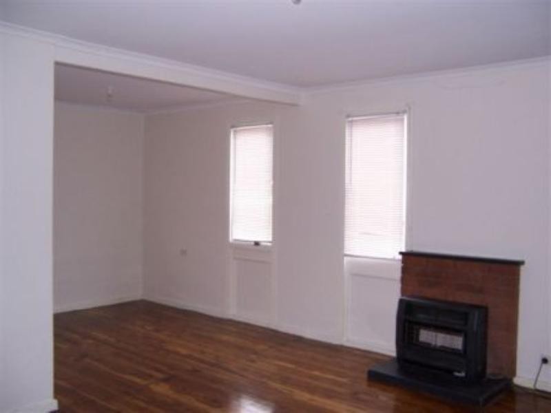 2 Illawong Place, Orange NSW 2800