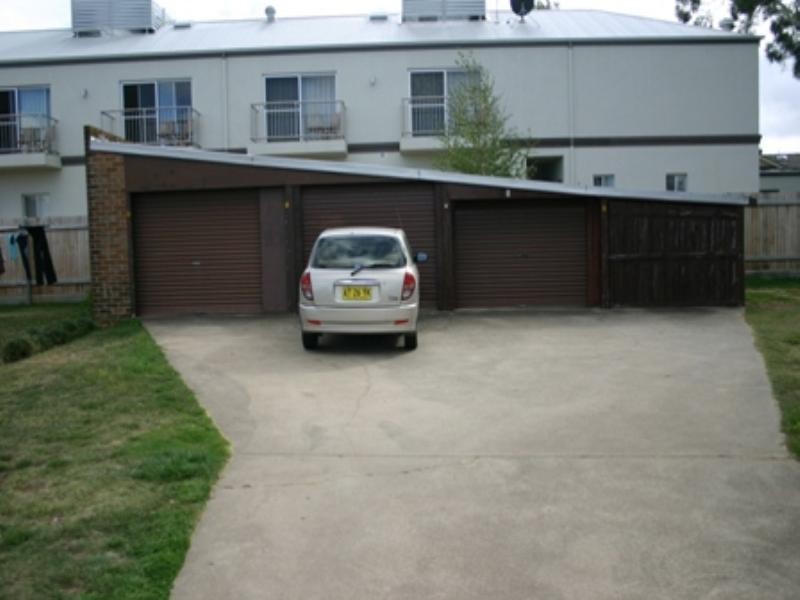 2/70 Hill Street, Orange NSW 2800