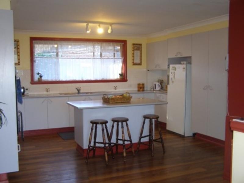 3 Valerie Place, Orange NSW 2800