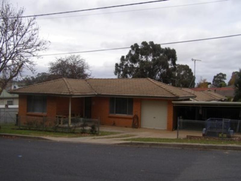 396 Peisley Street, Orange NSW 2800