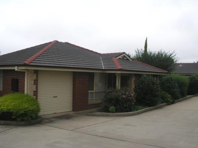 4/129 Sampson Street, Orange NSW 2800