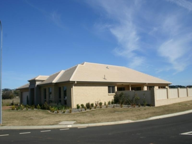 17 Murray Avenue, Orange NSW 2800