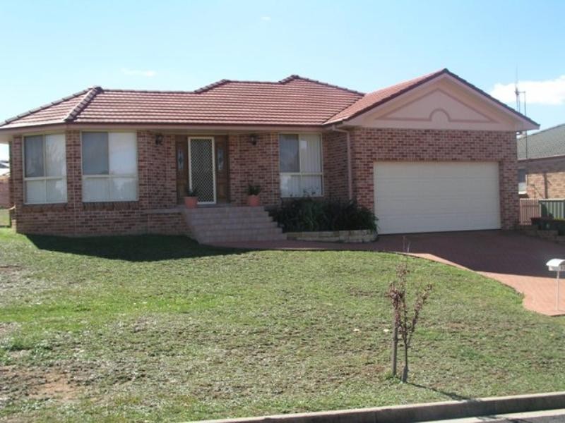 93 Phillip Street, Orange NSW 2800