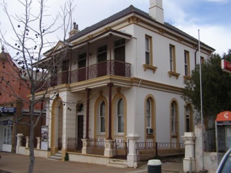 46 Bank Street, Molong NSW 2866