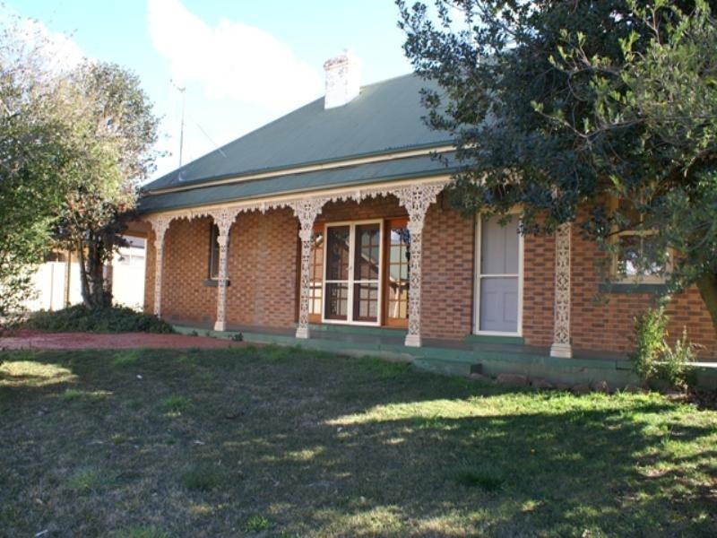 26 George Weily Way, Orange NSW 2800