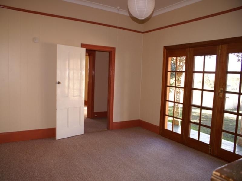 26 George Weily Way, Orange NSW 2800