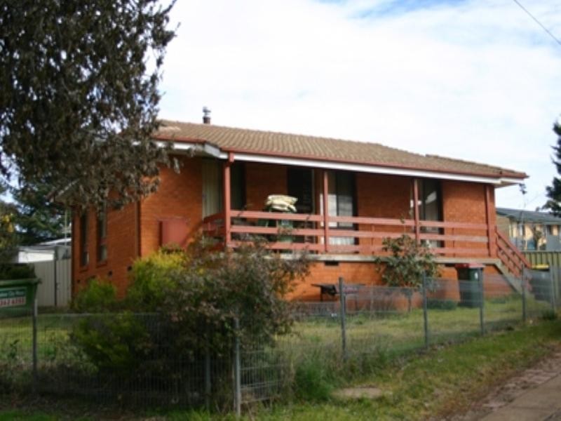 43 Currong Crescent, Orange NSW 2800