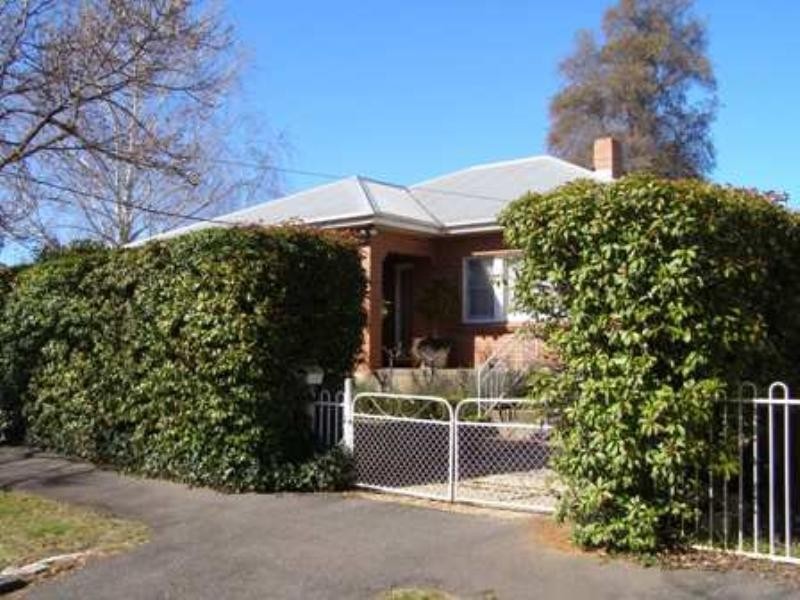 8 March Street, Orange NSW 2800