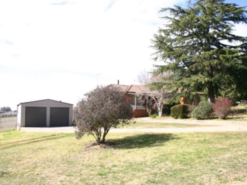 37 Woods Lane, Orange NSW 2800