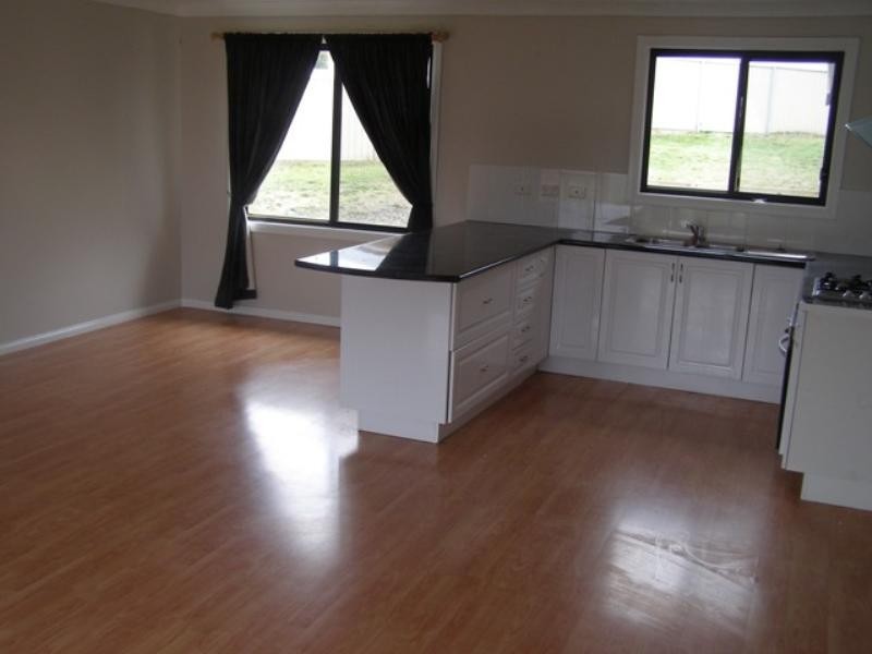 7 Gilroy Place, Orange NSW 2800