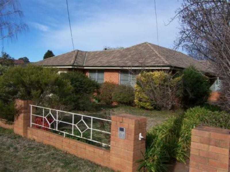 6 Rowan Street, Orange NSW 2800