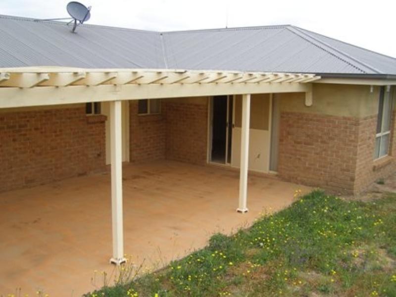 13 Honeyman Drive, Orange NSW 2800