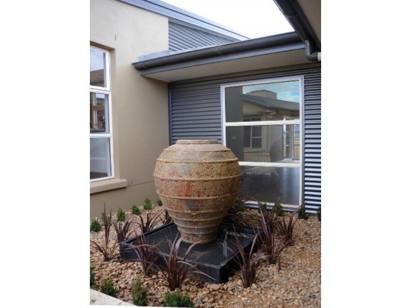 9 Diamond Drive, Orange NSW 2800