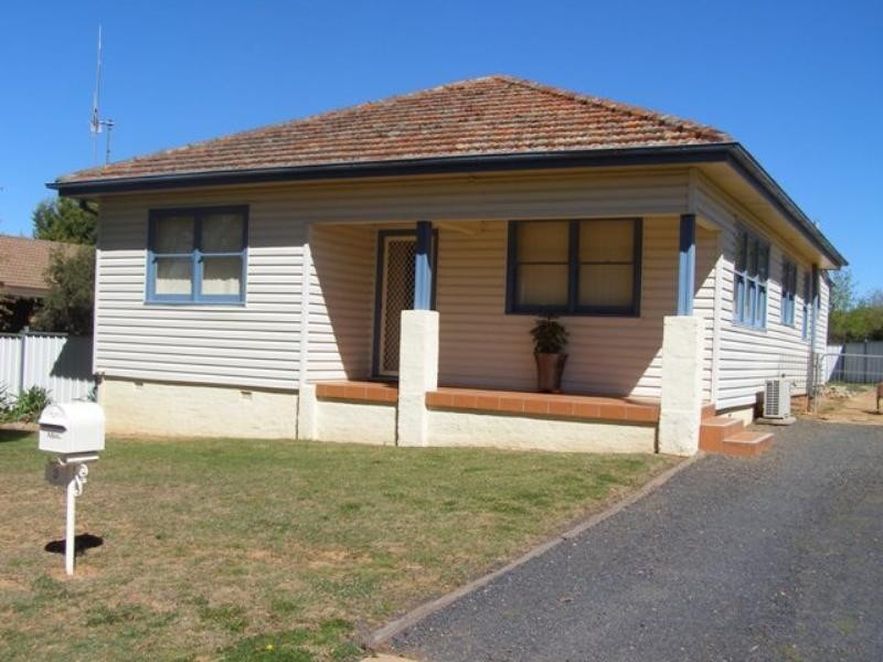 3 Heatherbrae Parade, Orange NSW 2800