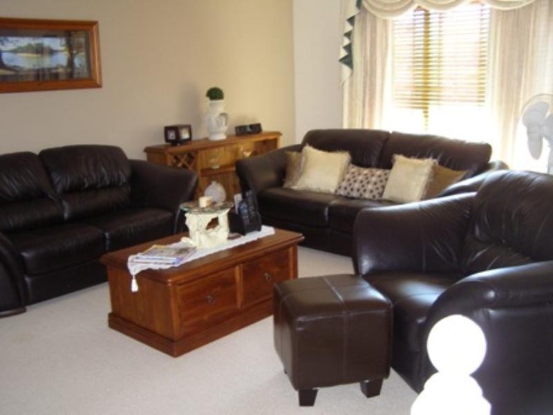 18 Pineridge Drive, Orange NSW 2800