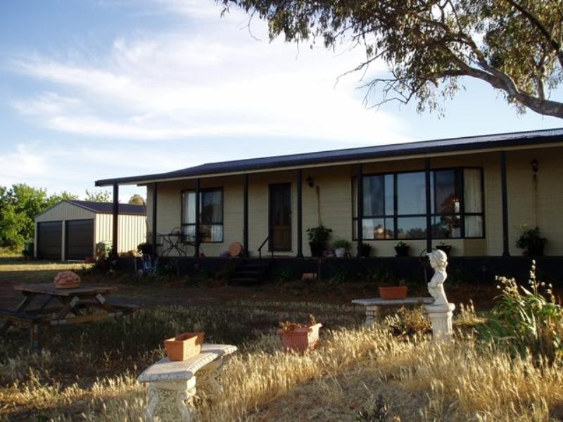 2002 Davys Plains Drive, Cargo NSW 2800