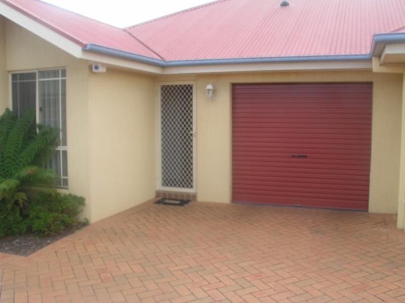 Unit  2 119 Edward Street, Orange NSW 2800