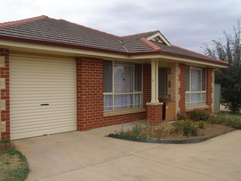 3/129 Sampson Street, Orange NSW 2800