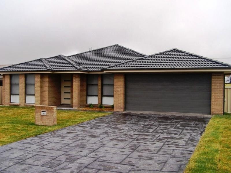 96 Diamond Drive, Orange NSW 2800