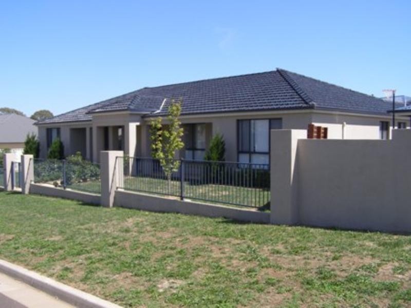 1 Bimble Close, Orange NSW 2800