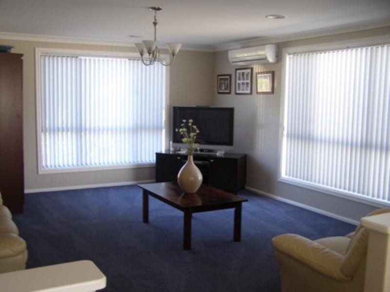 1 Bimble Close, Orange NSW 2800