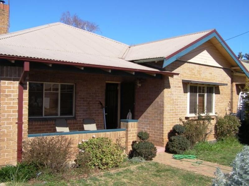 20 Caroline Street, Orange NSW 2800