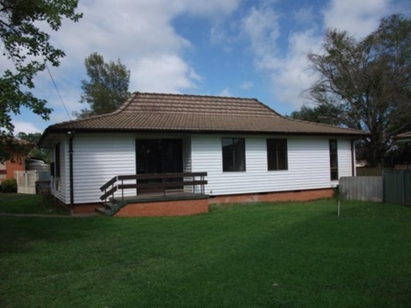10 Currong Crescent, Orange NSW 2800