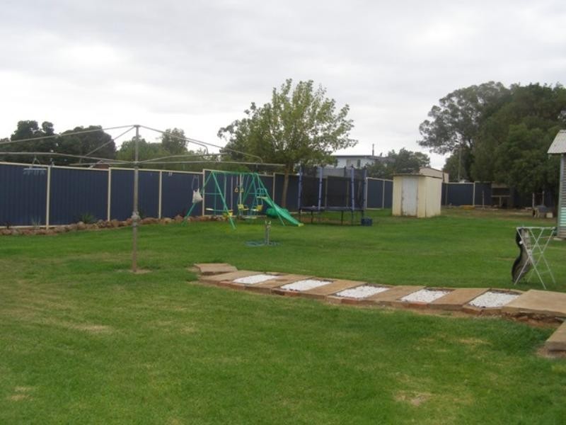 8 Wall Street, Cudal NSW 2864