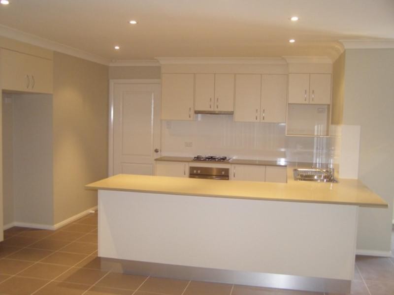 8 Onyx Street, Orange NSW 2800