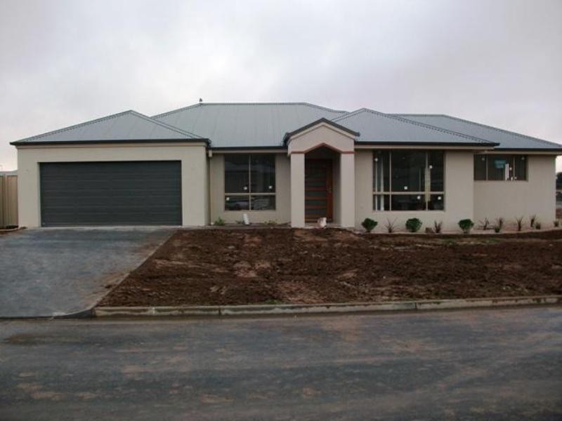 7 Ruby Street, Orange NSW 2800