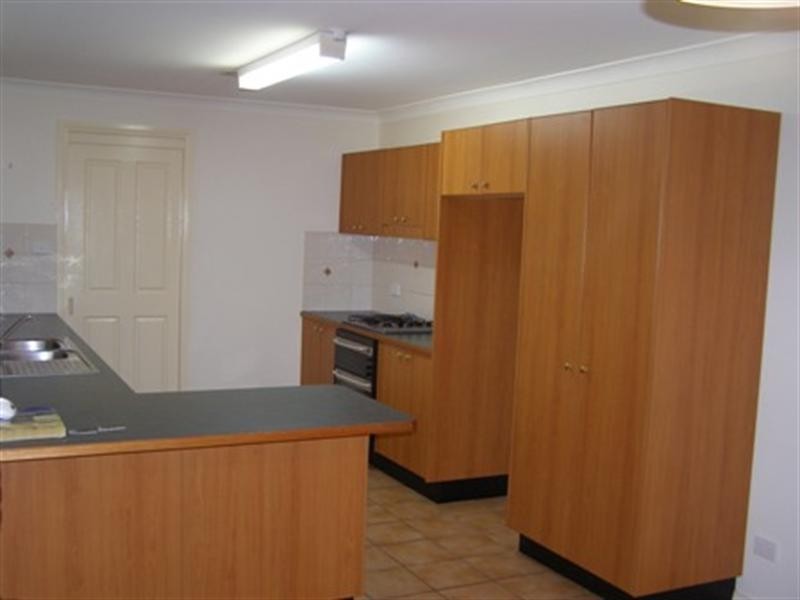 4 Albion Place, Orange NSW 2800