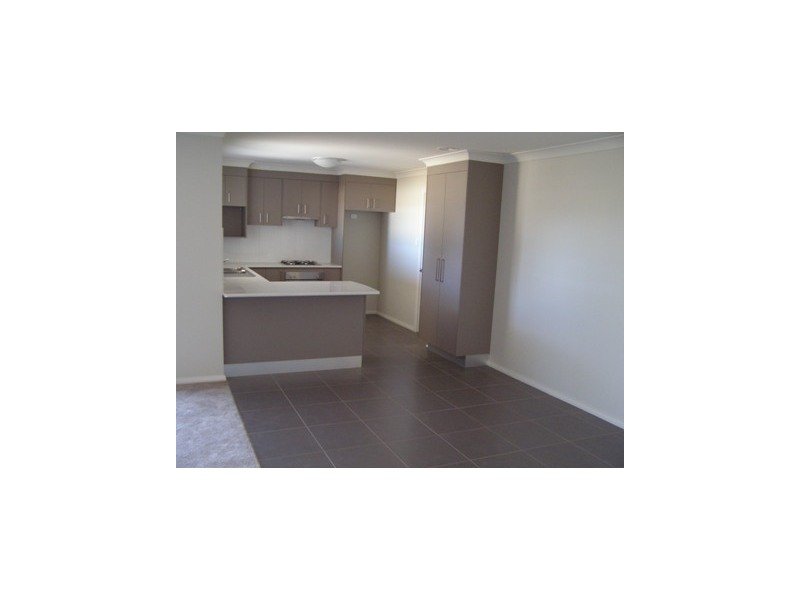 97 Diamond Drive, Orange NSW 2800