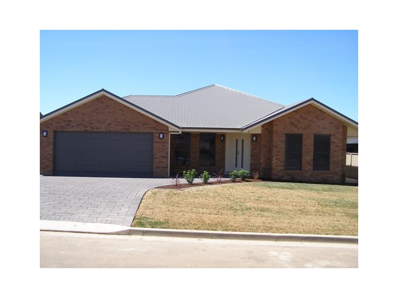 21 Pearl Court, Orange NSW 2800