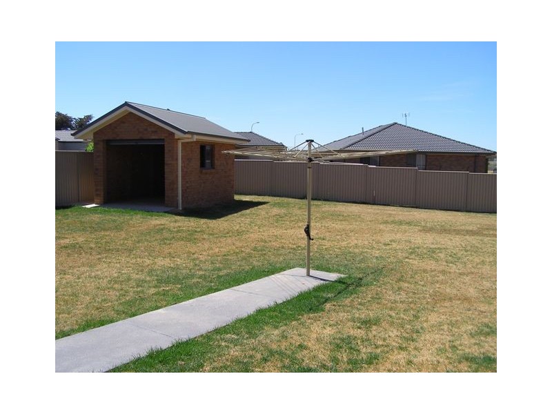 21 Pearl Court, Orange NSW 2800