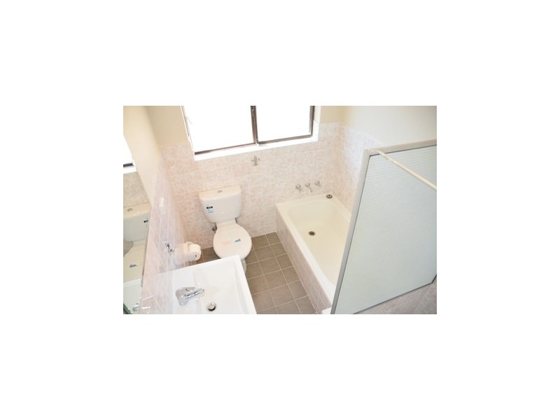 Units 14 of 14-16 Burrendong Way, Orange NSW 2800