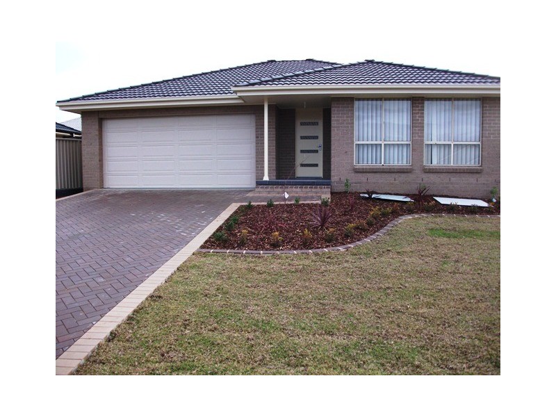 128 Diamond Drive, Orange NSW 2800