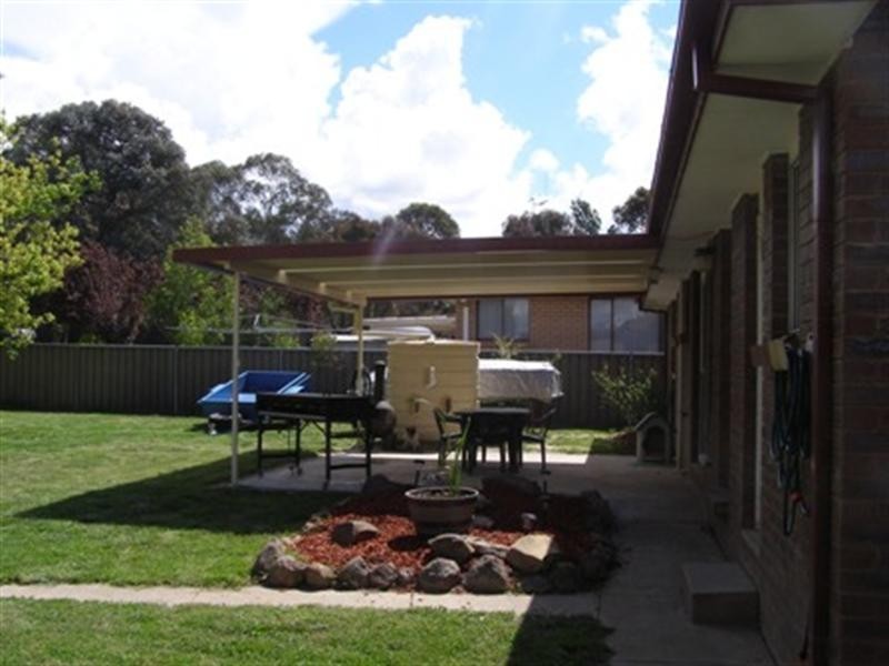 8 Pitta Pitta Place, Orange NSW 2800