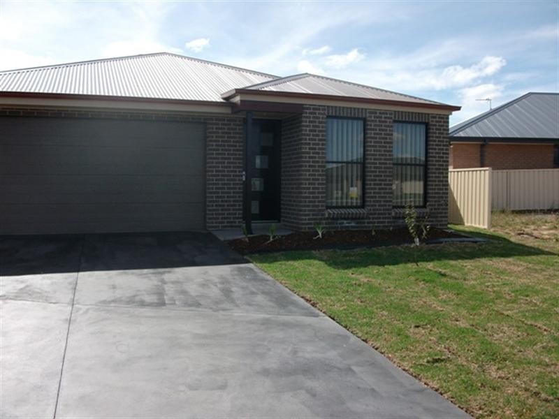 19 Onyx Street, Orange NSW 2800