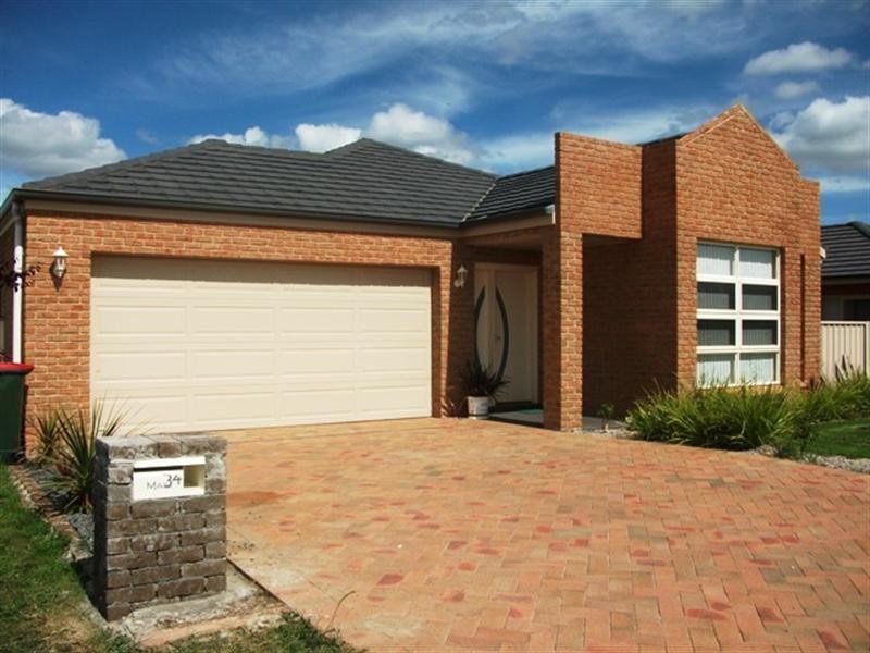 34 Diamond Drive, Orange NSW 2800