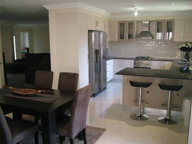 4 Brock Place, Orange NSW 2800