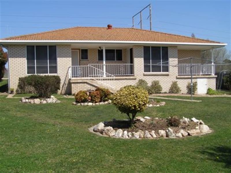 121 Spring Street, Orange NSW 2800